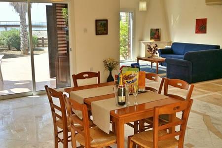 Larnaka Beach House 3 מראה חיצוני תמונה